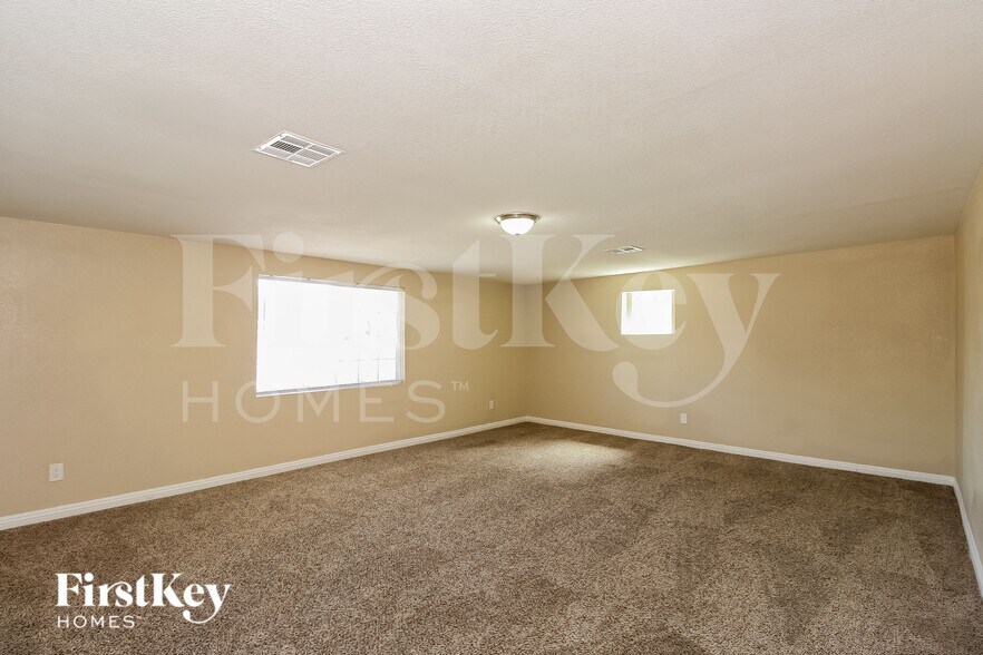 Building Photo - 5119 Margo Dr