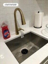 Building Photo - 1039 Herkimer St