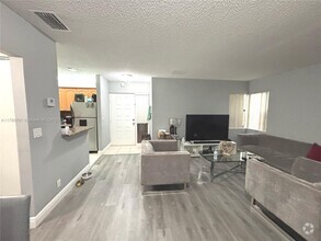 Building Photo - 3859 Coral Tree Cir