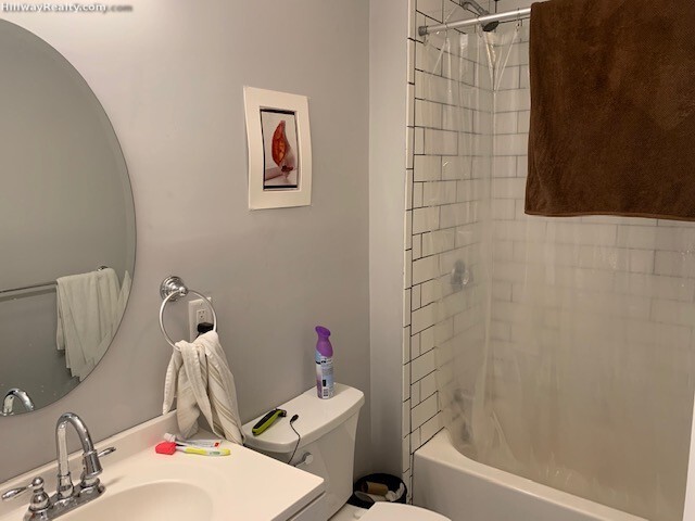 Building Photo - 38 Crescent Ave