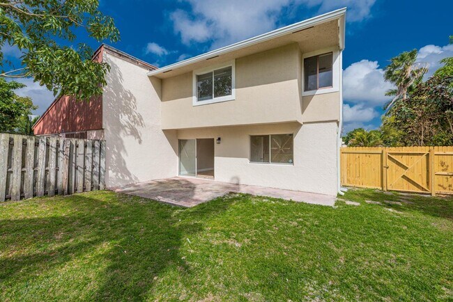 Building Photo - 5030 NW 5th St