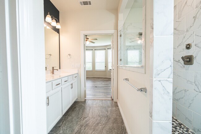 Building Photo - 23222 Ivory Sedge Trl
