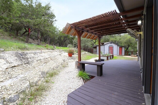 Building Photo - 8205 Mescalero Dr