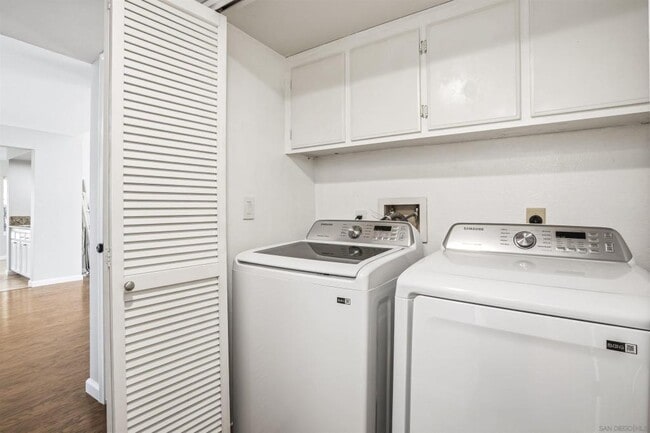 Building Photo - 10684 Stanwell Pl