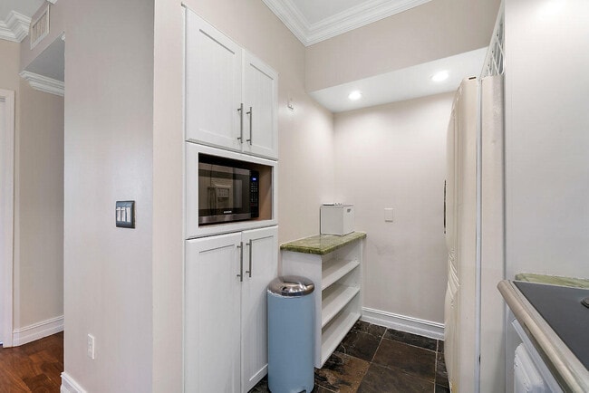 Building Photo - 11740 St Andrews Place