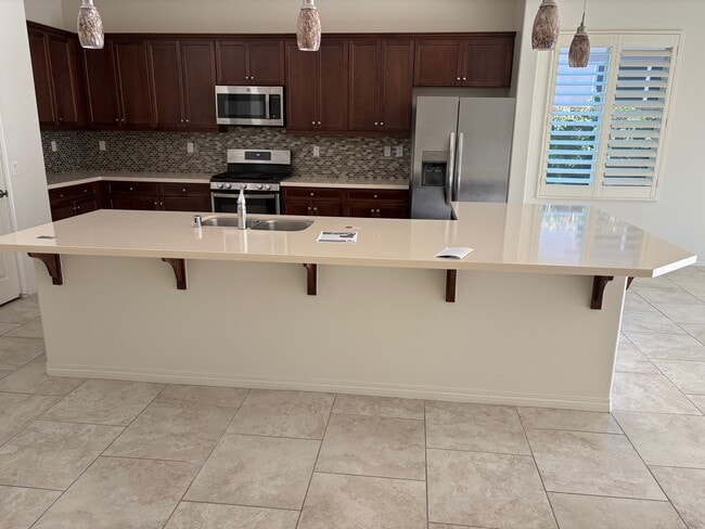 Building Photo - 43601 Brovello Dr