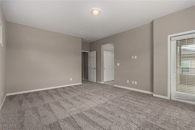 Building Photo - 759 Rogue Wave St