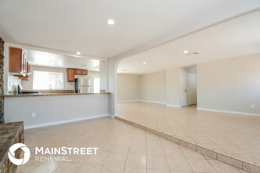 Building Photo - 6621 S Vereda De Las Casitas