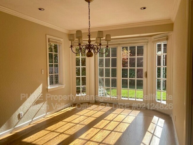 Building Photo - 16786 Potter Ct
