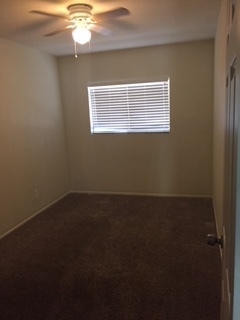 Building Photo - 4 Bedroom 2 Bathroom- Gilbert & Southern
