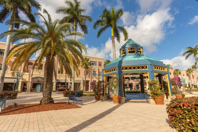 Building Photo - 299 SW 7th St