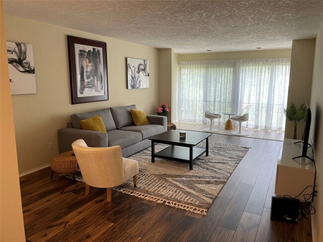 Building Photo - 5050 Ambassador Way