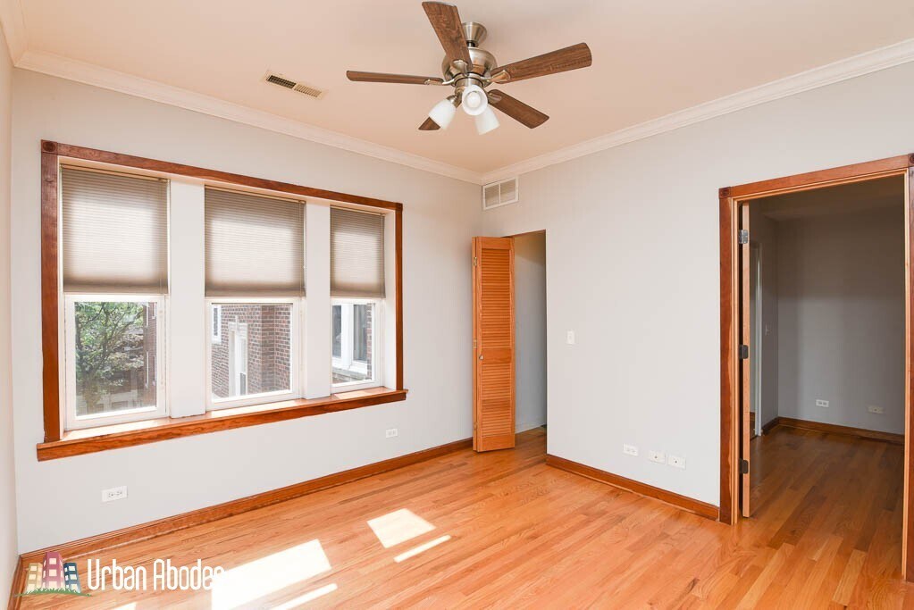 Building Photo - 3256 N Clifton Ave