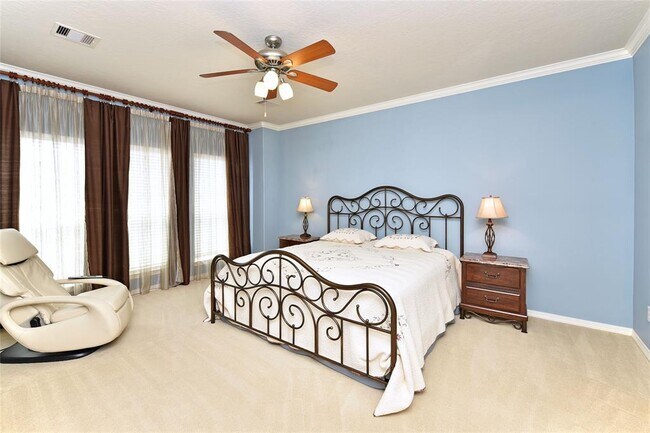 Building Photo - 1226 Sopris Dr