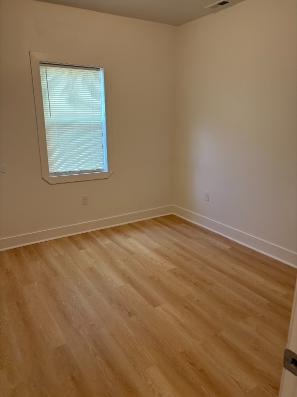 Building Photo - 625-627 Gressett St