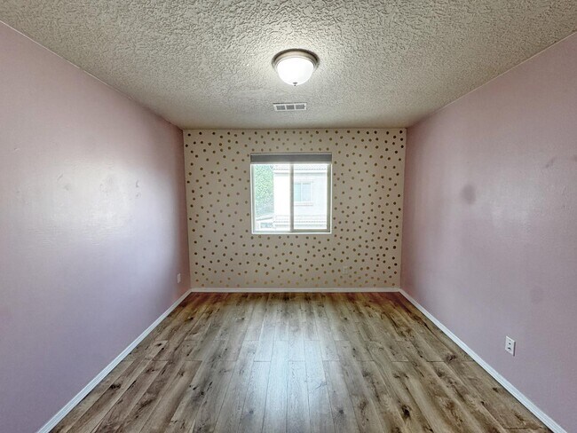 Building Photo - 11019 Marina Gate Trail NE