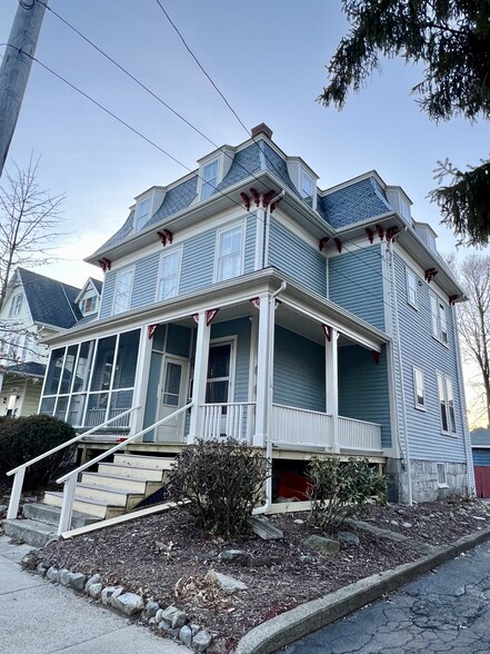 Building Photo - 124 Trenton St