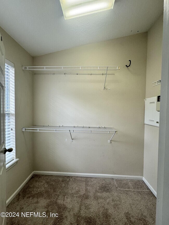 Building Photo - 13497 Sunstone St