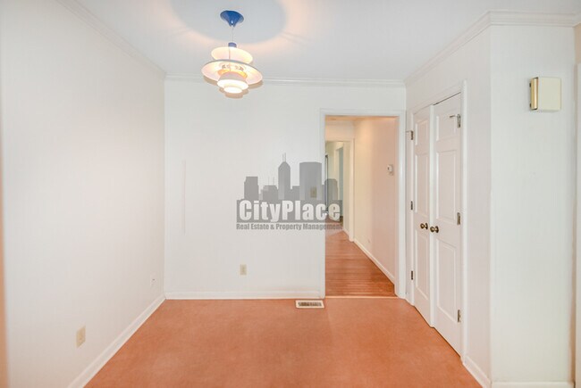 Building Photo - 5222 Nob Ln
