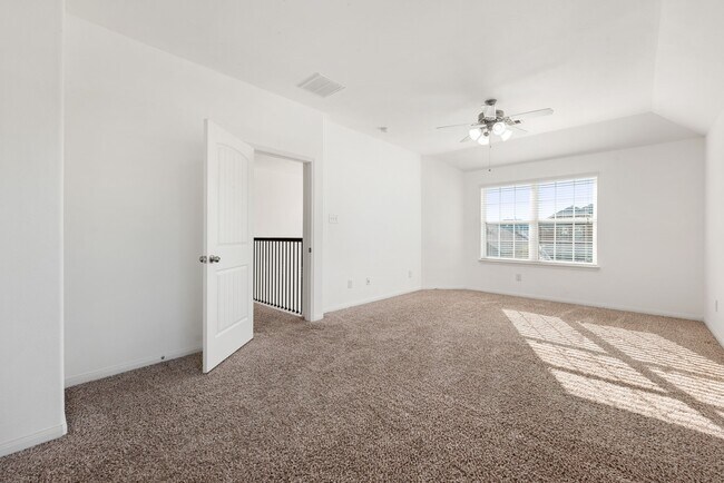 Building Photo - 30802 Lavender Trace Dr