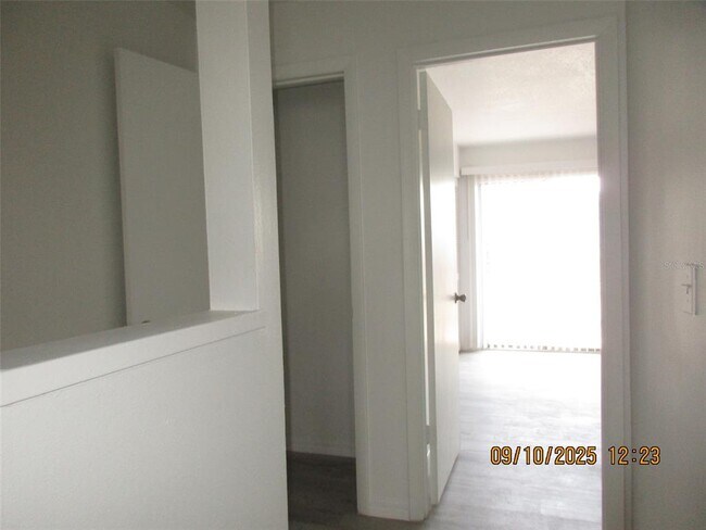 Building Photo - 131 Jones Ln