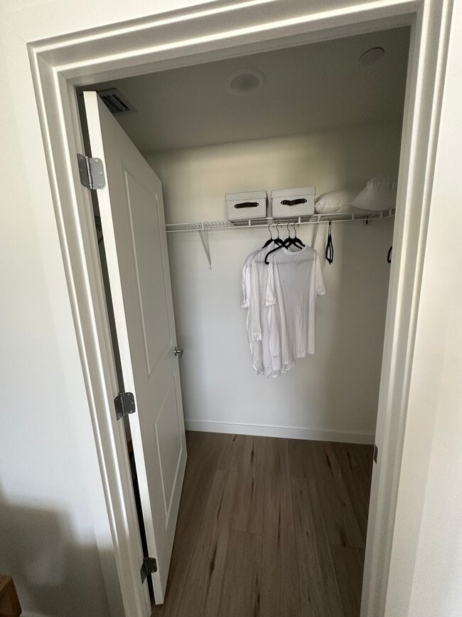 Building Photo - 7290 W 3rd Ave