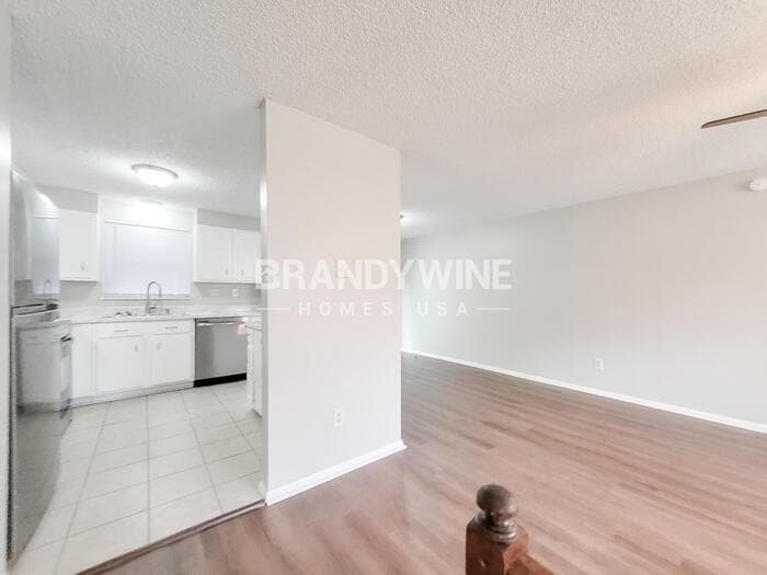 Building Photo - 4199 Brookhill Ln