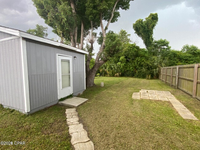 Building Photo - 1006 Massalina Dr