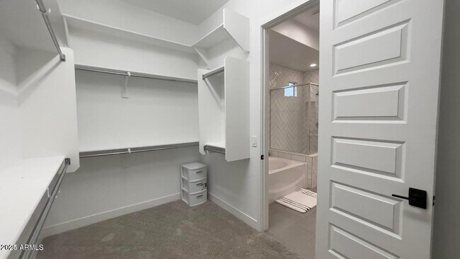 Building Photo - 8543 W Palo Verde Dr