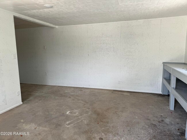 Building Photo - 2208 Segura Rd