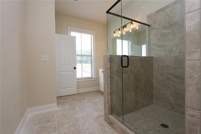 Building Photo - 4257 Spruce Pine Alley