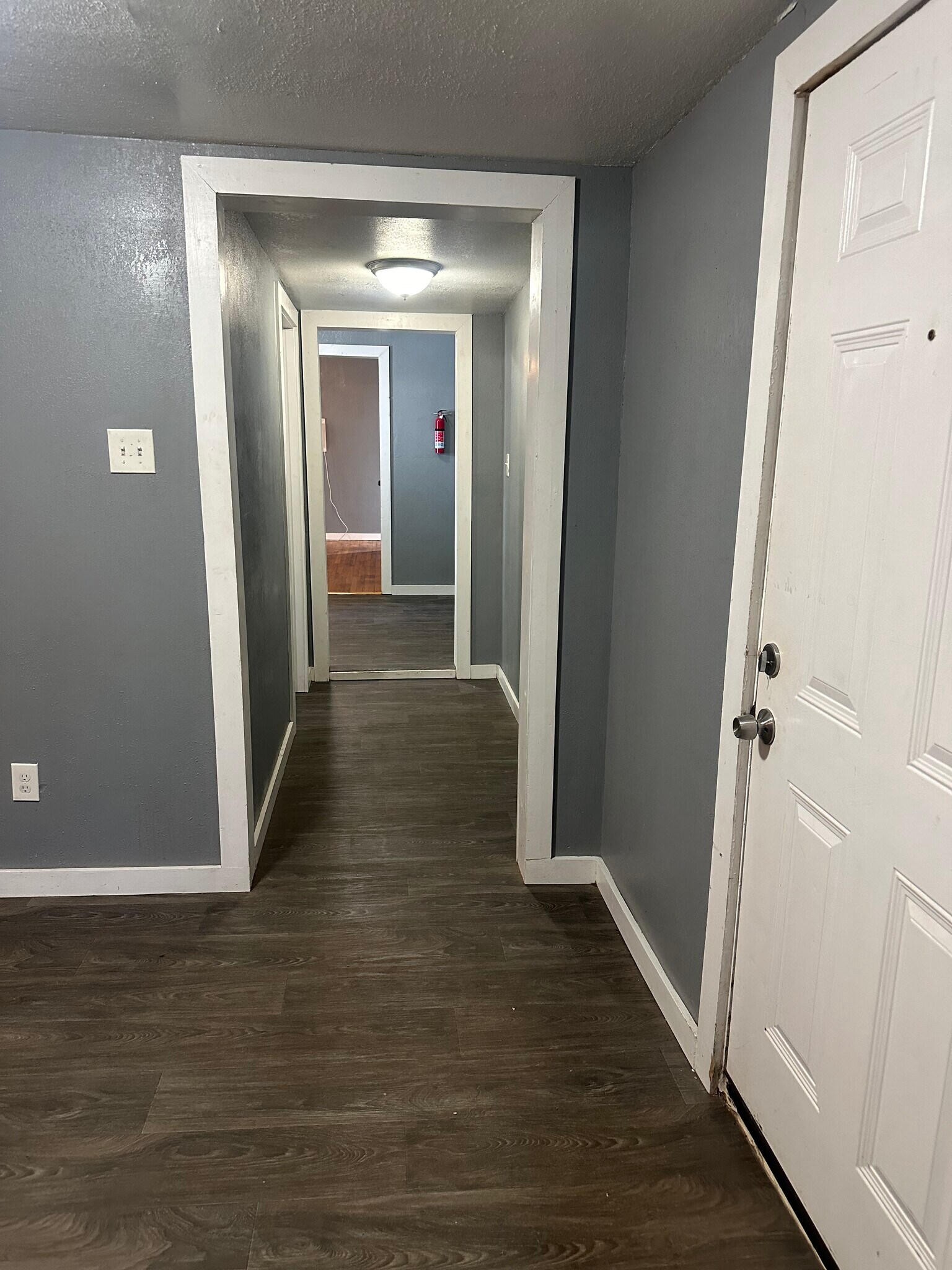 Building Photo - 311 Glamis Ave