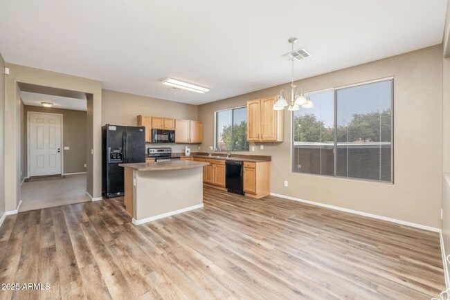 Building Photo - 3148 W Maldonado Rd