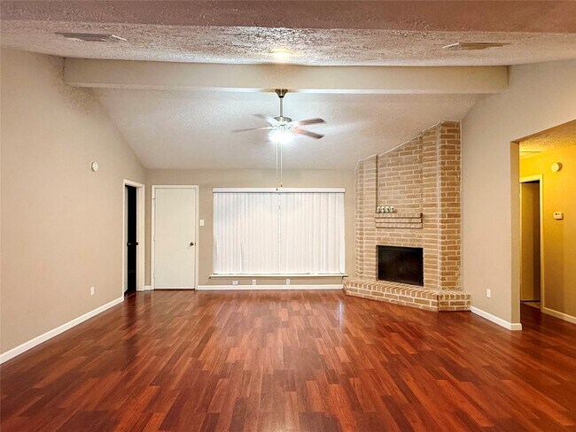 Building Photo - 4923 Kentwalk Dr
