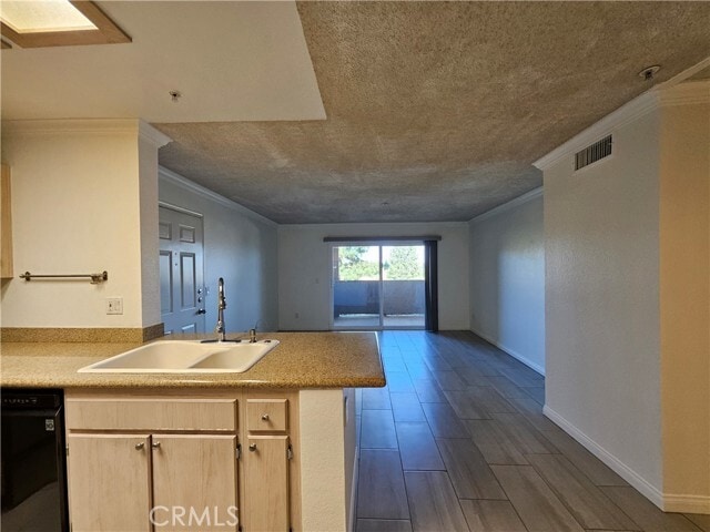 Building Photo - 1015 La Terraza Cir