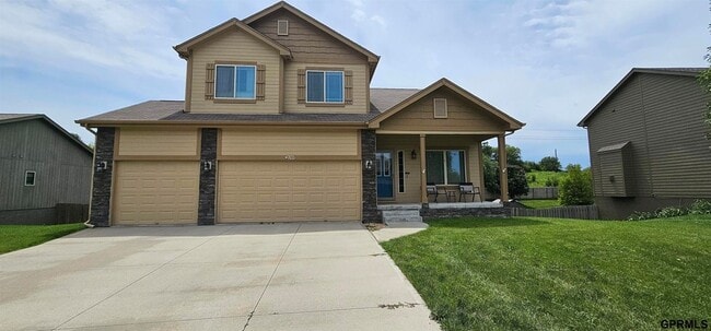 Primary Photo - 2109 Oriole Dr