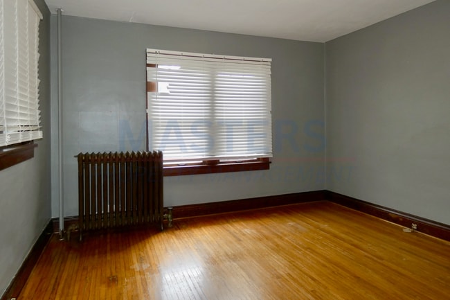 Building Photo - 1506 South Ave