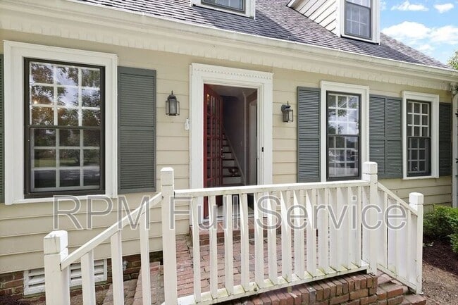 Building Photo - 177 Cottonwood Dr