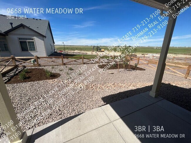 Building Photo - 9668 Water Meadow Dr