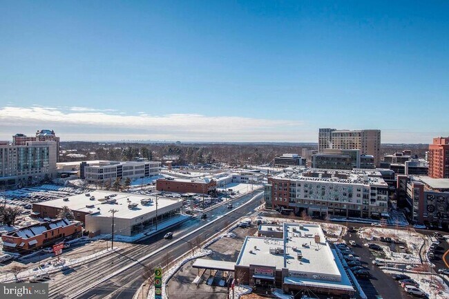 Building Photo - 11700 Old Georgetown Rd