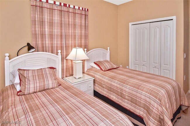 Building Photo - 3830 Sawgrass Way