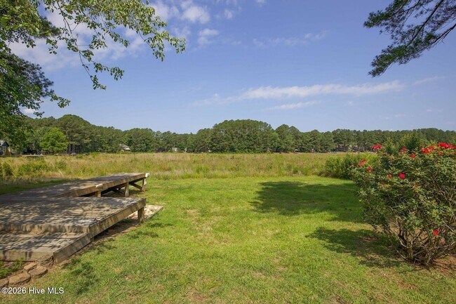 Building Photo - 1205 Greenbriar Dr