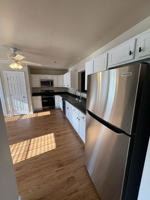 Building Photo - 4009 Lucerne Ct