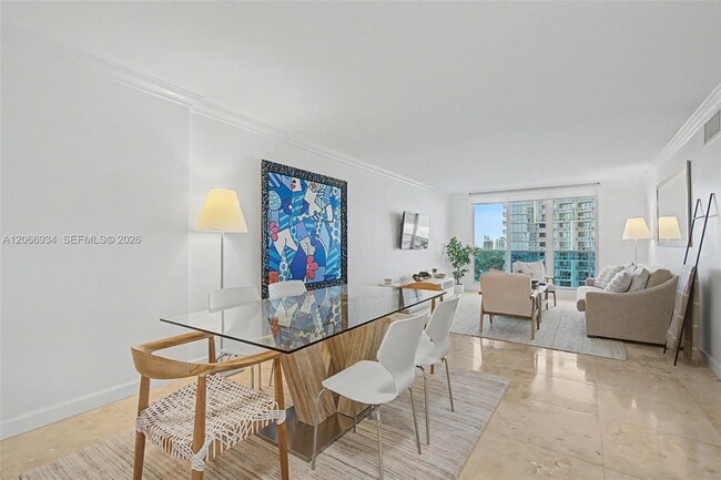 Building Photo - 2301 Collins Ave