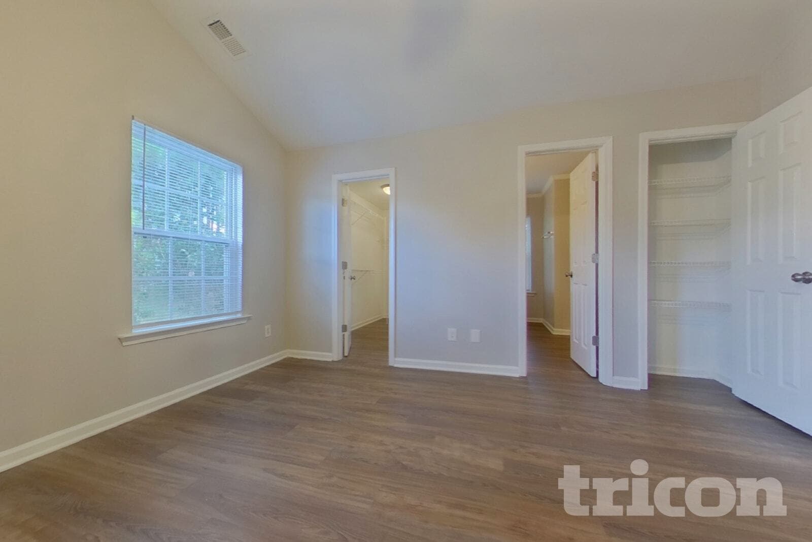 Building Photo - 180 Riglaw Cir