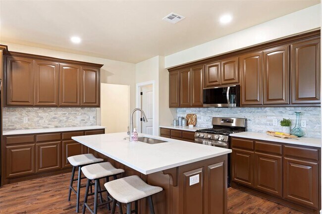 Building Photo - 1504 Sandpiper Ln