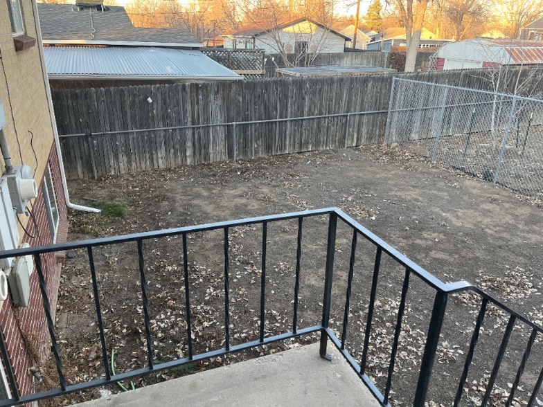 Building Photo - 4710 Lincoln St