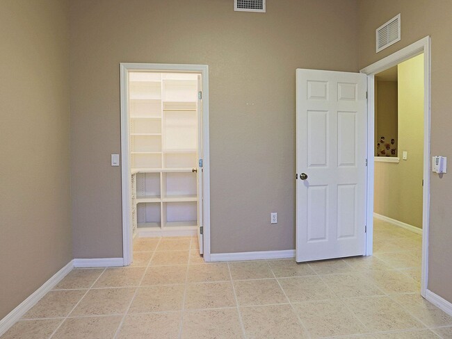 Building Photo - 9836 Catena Way