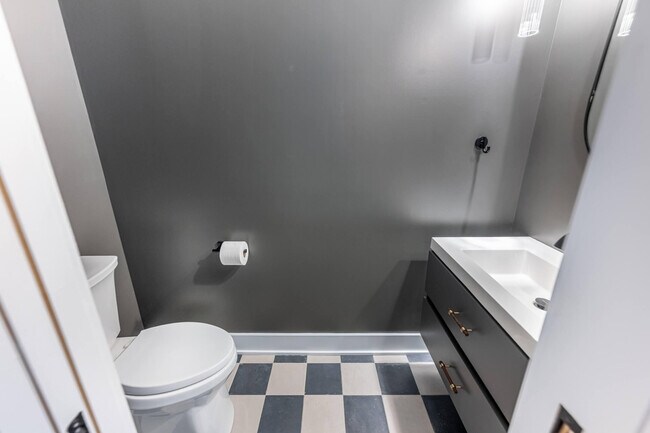 Building Photo - 856 BELLE Rdg Lp