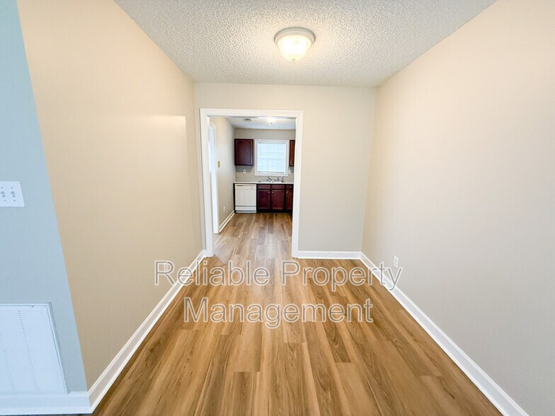 Building Photo - 104 Boykin Ave